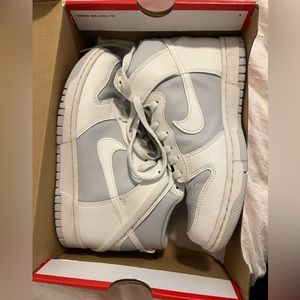 High top Nike Dunk
